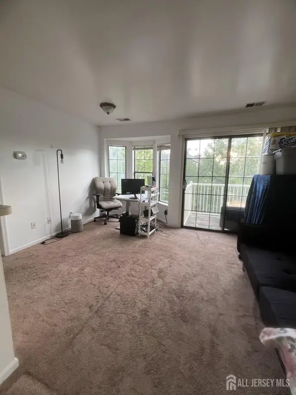 -152 Longfield Court, East Brunswick, NJ 08816