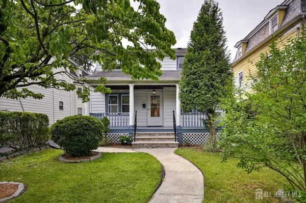 -131 Grove Street, North Plainfield, NJ 07060