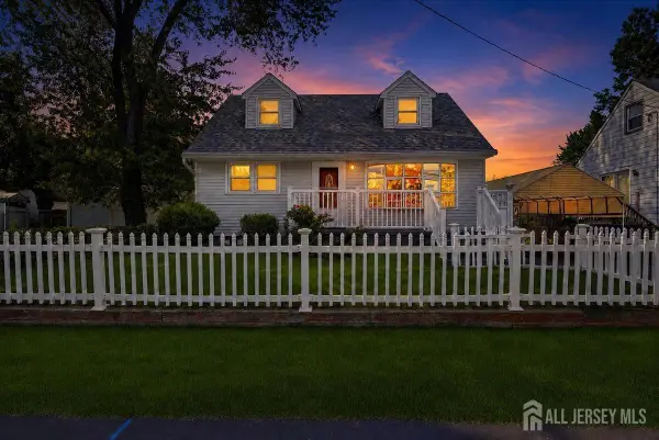 -55 Rosewood Drive, Old Bridge, NJ 07735