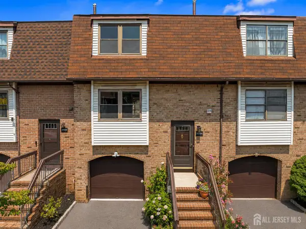 -3504 N Oaks Boulevard N, North Brunswick, NJ 08902