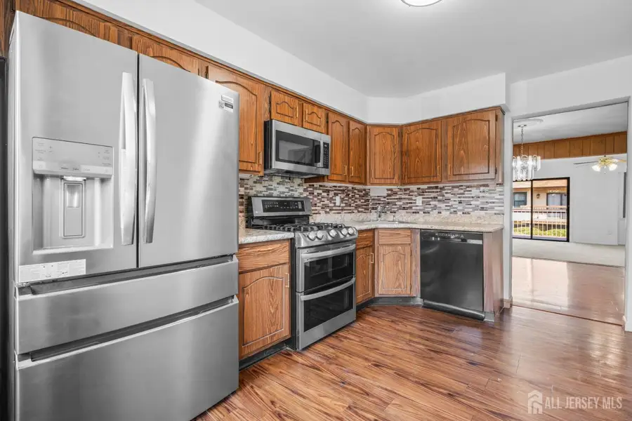 -3504 N Oaks Boulevard N, North Brunswick, NJ 08902 - #3