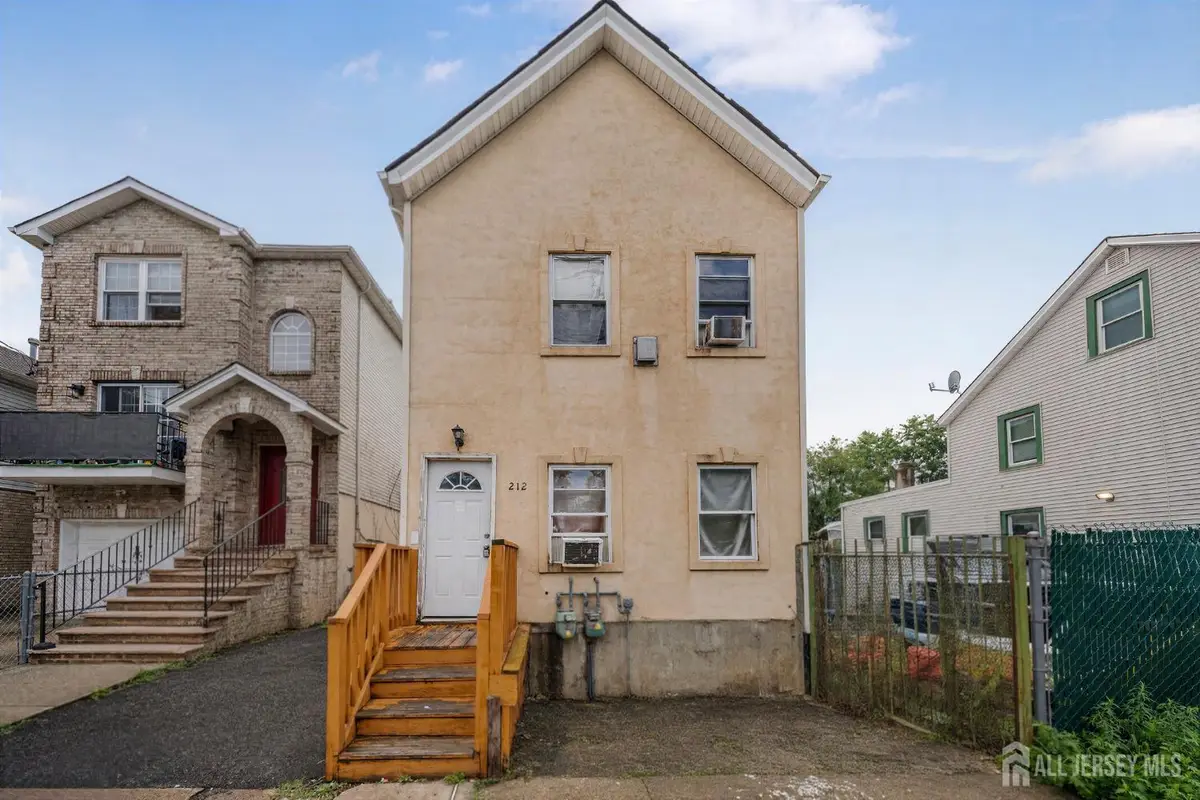 -212 Port Avenue, Elizabeth, NJ 07206 - #1