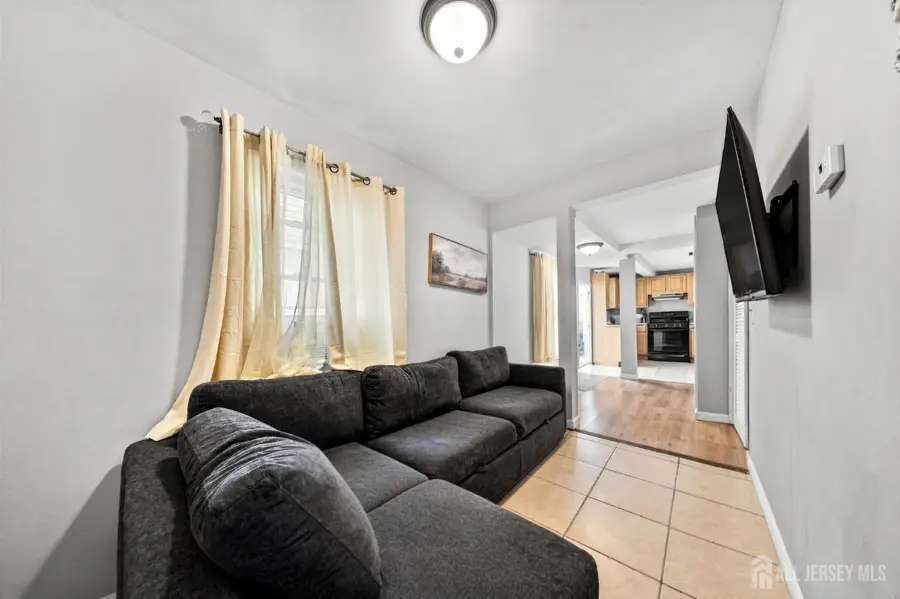 -212 Port Avenue, Elizabeth, NJ 07206 - #2