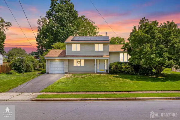 -12 Cedar Grove Place, Old Bridge, NJ 08857