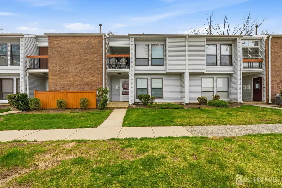 -7 Dennison Drive #D, East Windsor, NJ 08520 - #2