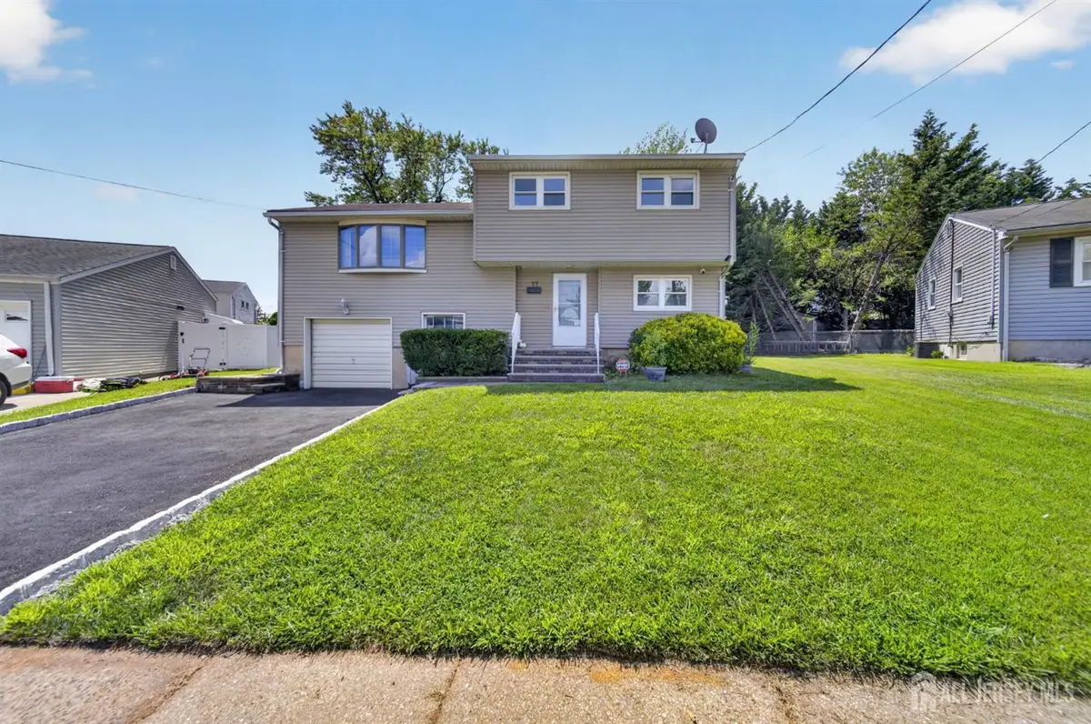 -17 Wedgewood Drive, Carteret, NJ 07008 - #1