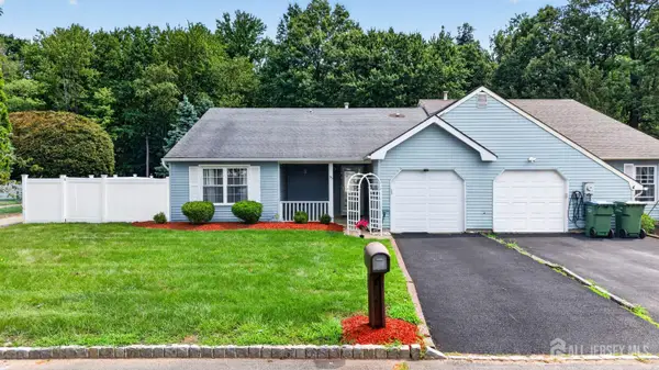 -56 Woodbury Road, Edison, NJ 08820