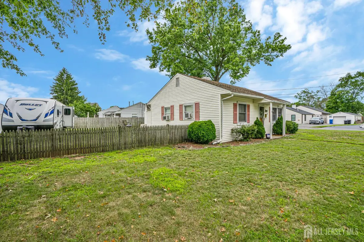-2 Orchid Place, Middlesex, NJ 08846 - #1