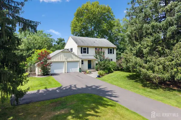 -6 Spruce Lane, South Brunswick, NJ 08540