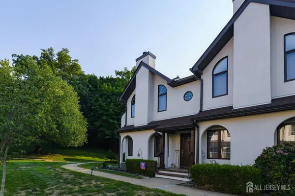-44 Tower Hill Drive, Red Bank, NJ 07701
