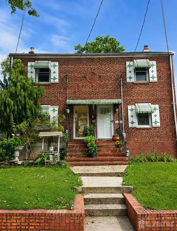 -330 East Lake Avenue, Rahway, NJ 07065