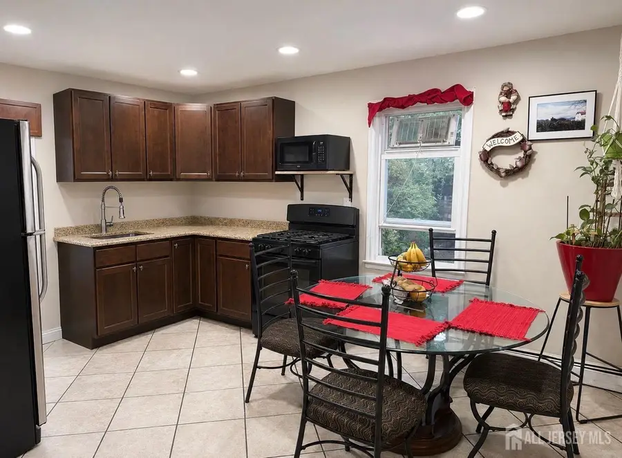 -330 East Lake Avenue, Rahway, NJ 07065 - #3