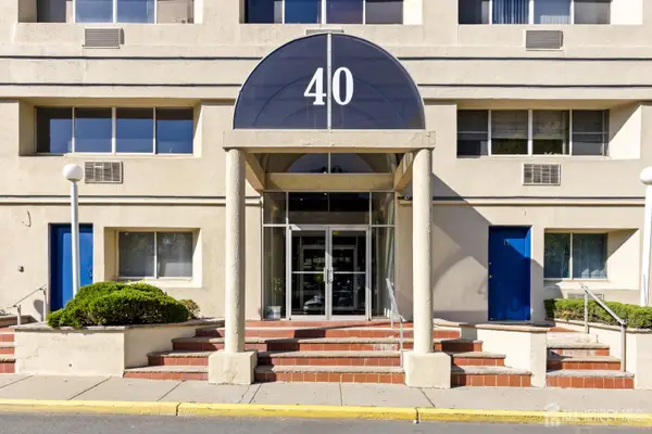 -40 Fayette Street #26, Perth Amboy, NJ 08861