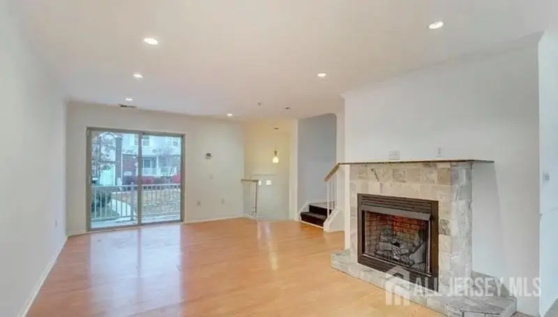 -500 Great Beds Court, Perth Amboy, NJ 08861 - #3