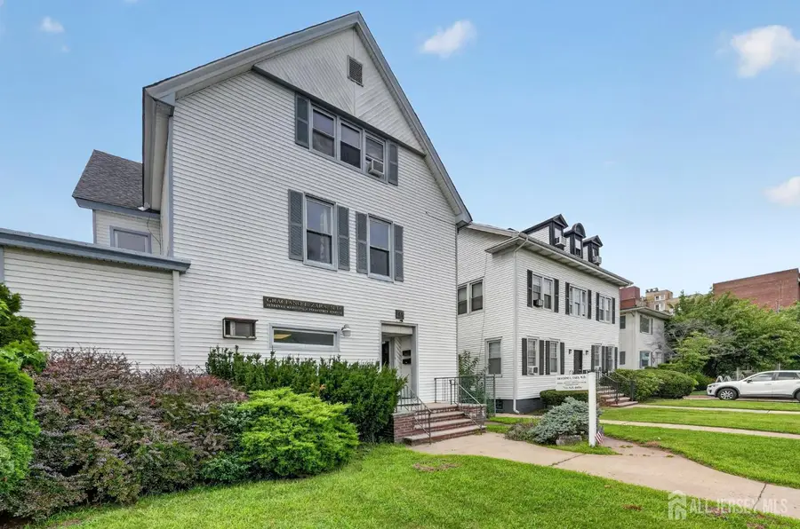 -137 Livingston Avenue, New Brunswick, NJ 08901 - #2