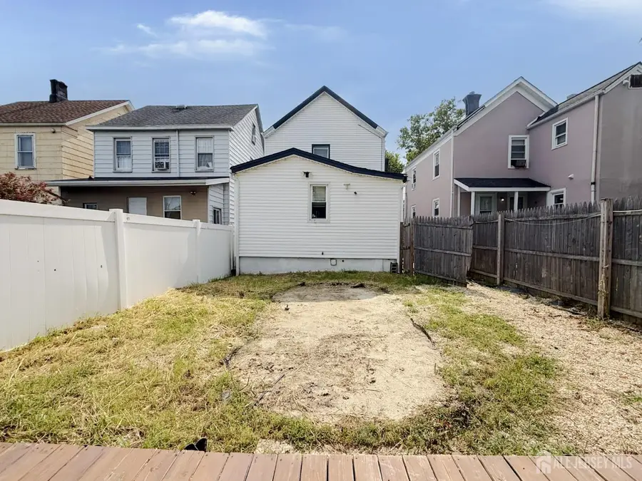 -493 Miller Street, Perth Amboy, NJ 08861 - #3