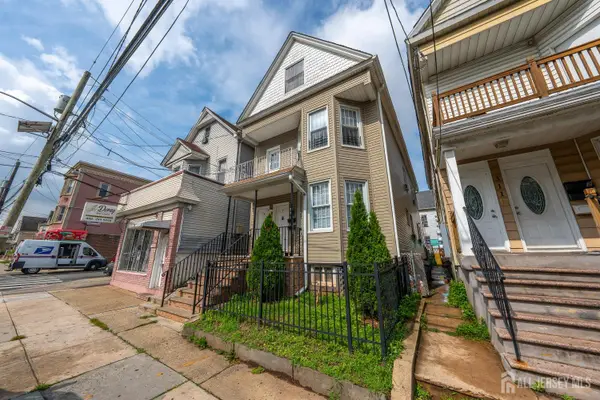 -313 Washington Avenue, Elizabeth, NJ 07202