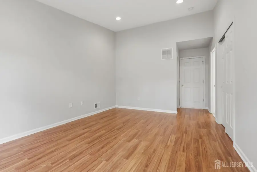 -9 Bridgepointe Drive, Old Bridge, NJ 08857 - #2