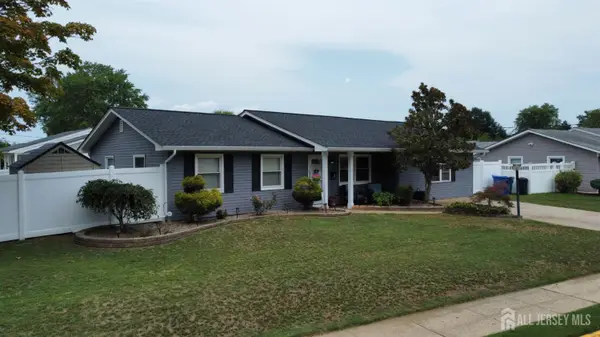 -3 Sheffield Avenue, Monroe, NJ 08831