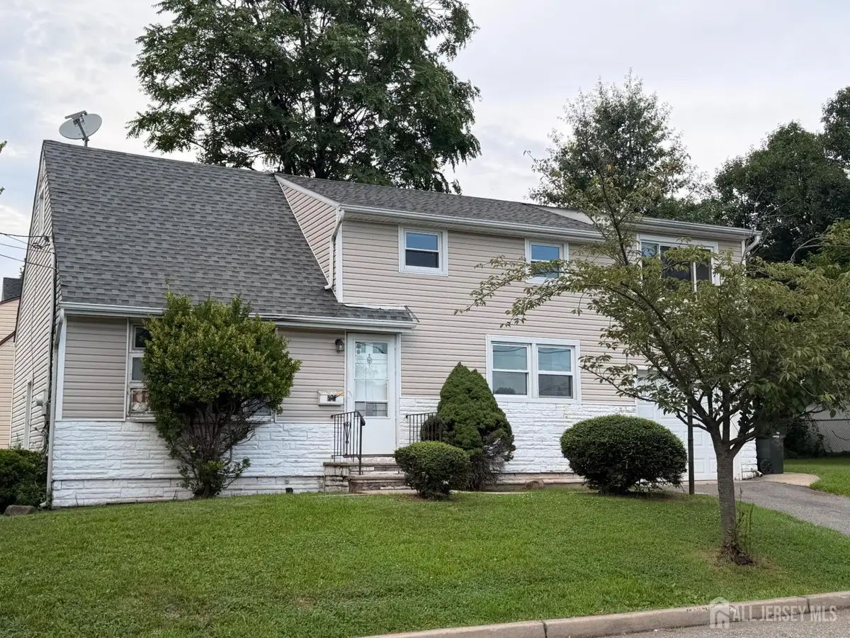 -38 Raritan Avenue, Port Reading, NJ 07064 - #1