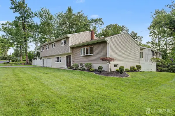 -41 Montclair Avenue, Edison, NJ 08820
