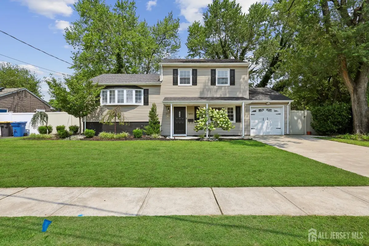 -18 Carlton Avenue, Monroe, NJ 08331 - #1