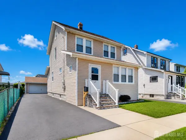 -165 Randolph Street, Middlesex, NJ 07008