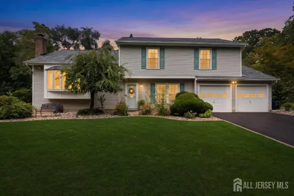-102 Fawn Drive, Old Bridge, NJ 07747