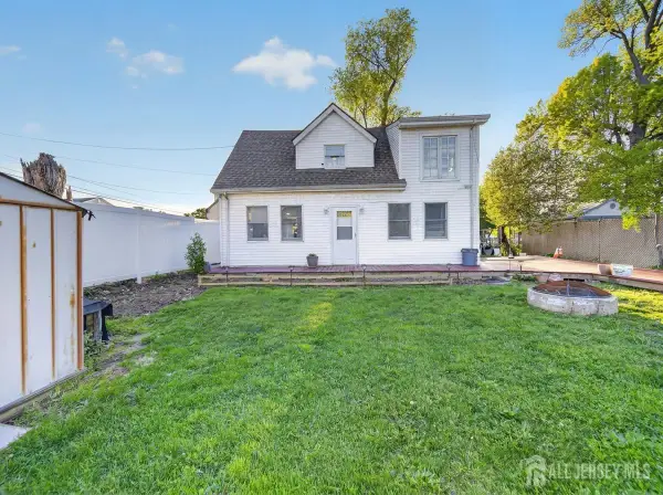 -109 Bernard Street, Carteret, NJ 07008