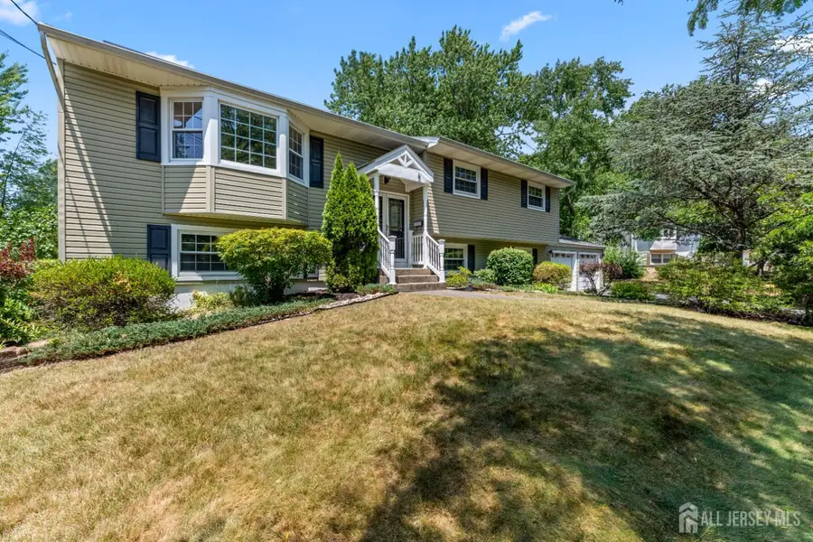 -5 Yale Court, East Brunswick, NJ 08816 - #2