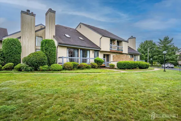 -59 Woodhill Street, Franklin, NJ 08873