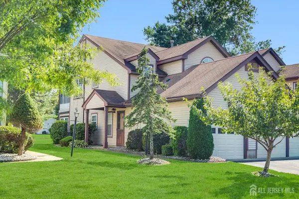 -8 Ingram Drive #D, Monroe, NJ 08831