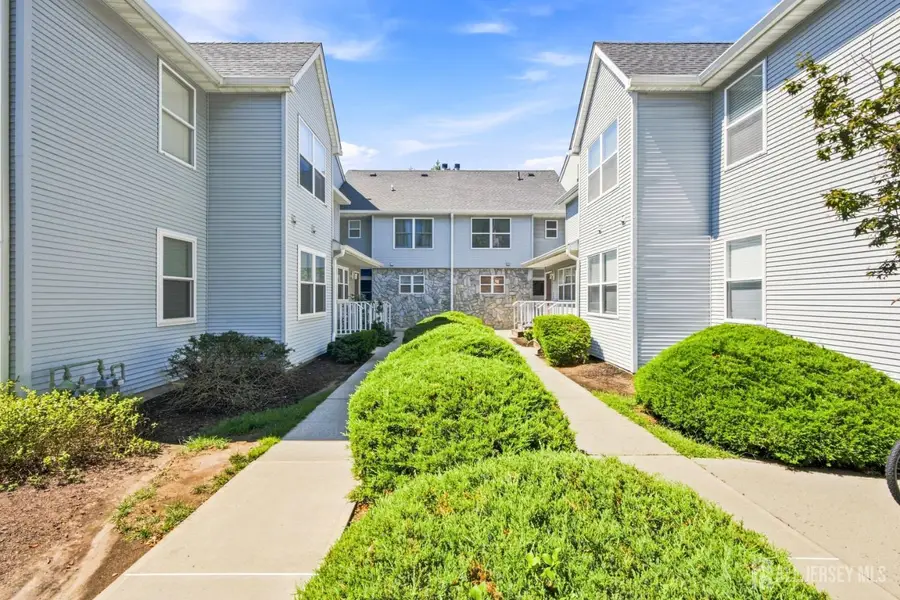 -30 Kensington Drive, Piscataway, NJ 08854 - #2