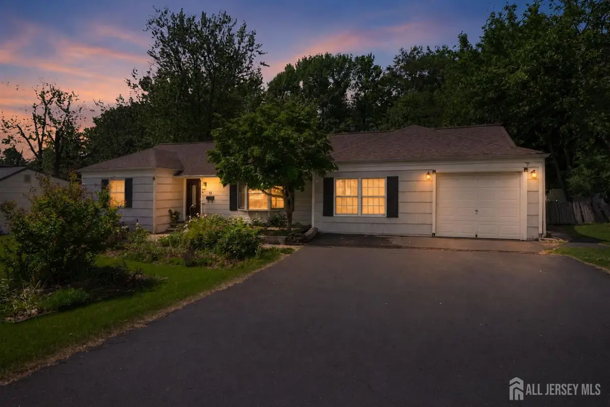 -19 Stephenville Parkway, Edison, NJ 08820 - #1