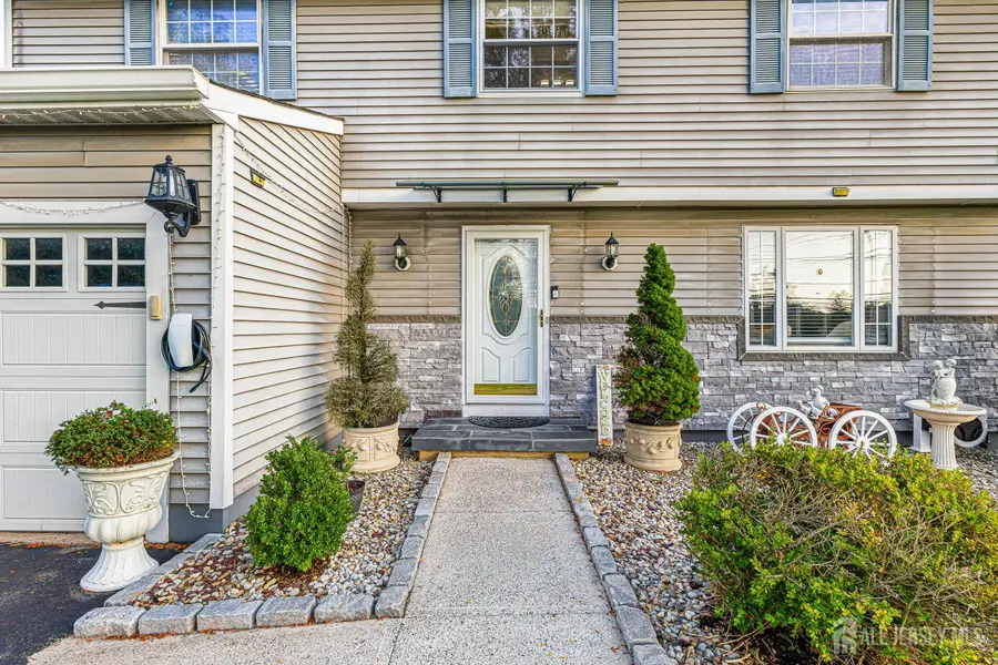 -907 Mer-edinburg Road, Hamilton, NJ 08690 - #2