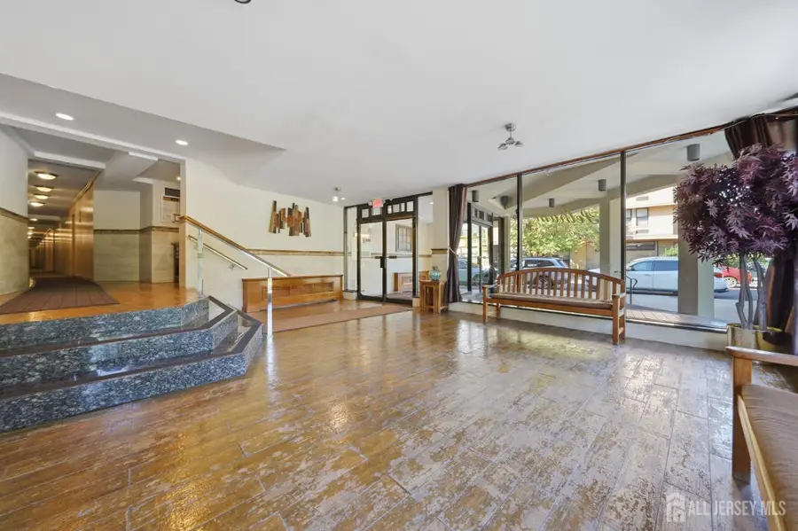 -1874 Pelham Pkwy S, Bronx, NY 10461 - #3