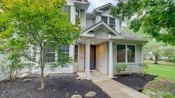 -8 Forden Court, Sayreville, NJ 08872