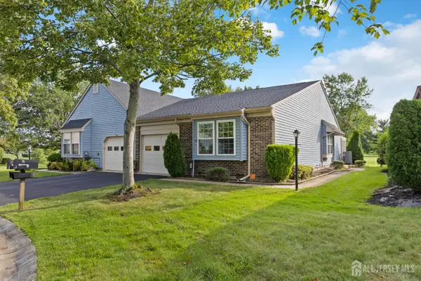 -10 Thomas Paine Drive #A, Monroe, NJ 08831