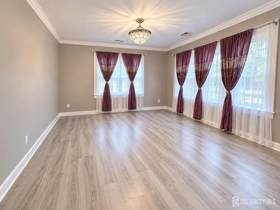 -133 Stout Avenue, Middlesex, NJ 08846 - #2