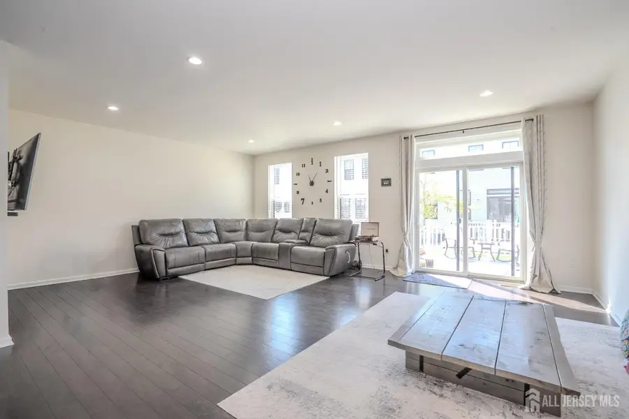 -15 Clover Lane, Monroe, NJ 08831 - #2