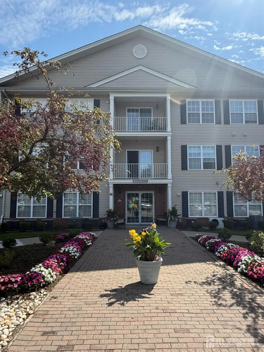 -31 Liddle Avenue, Edison, NJ 08837 - #2