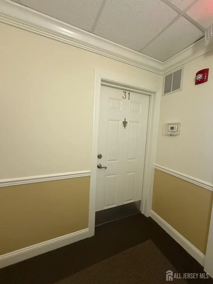 -31 Liddle Avenue, Edison, NJ 08837 - #3