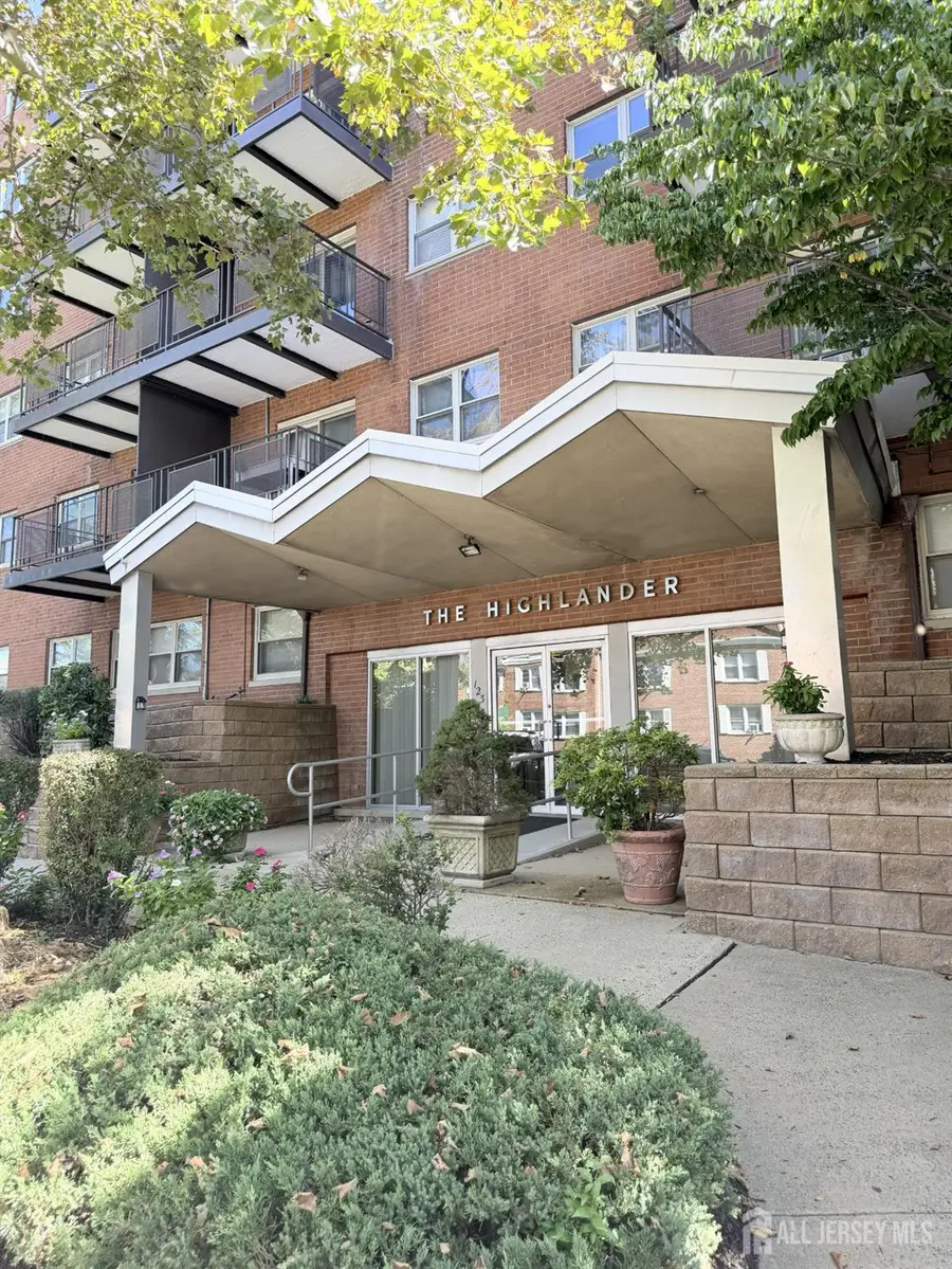 -123 S Adelaide Avenue S #2D, Highland Park, NJ 08904 - #2