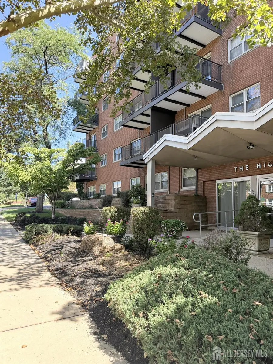 -123 S Adelaide Avenue S #2D, Highland Park, NJ 08904 - #3