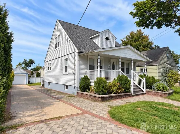 -14 Fountain Street, East Brunswick, NJ 08816