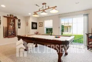 -17 Hanna Lane, Old Bridge, NJ 08879