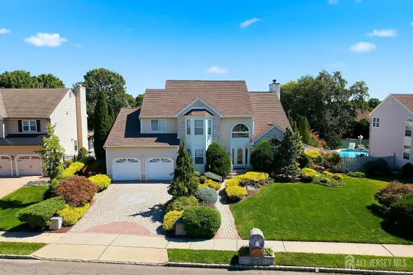 -41 High Pointe Way, Old Bridge, NJ 07747