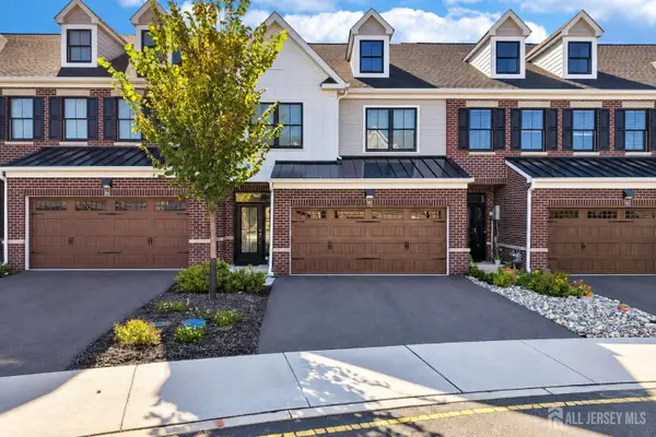 -83 Riverwalk, Plainsboro, NJ 08536