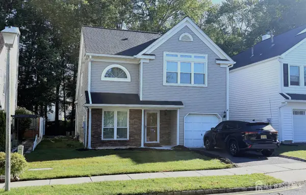 -11 Carlisle Court, Old Bridge, NJ 08857