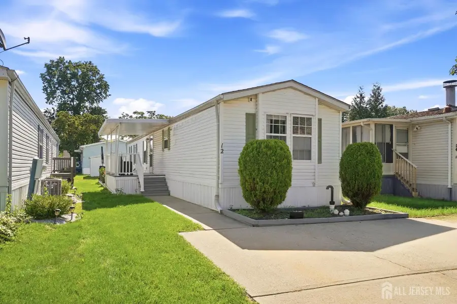 -12 Twain Road, North Brunswick, NJ 08902 - #2